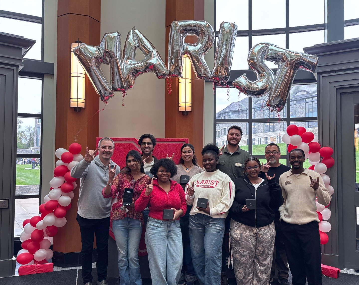 Marist_Crystal_Globes